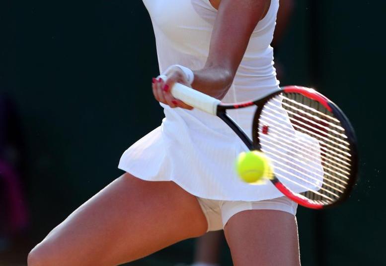 «Σαρώνει» στα γήπεδα του τένις - Πριν από μερικούς μήνες ήταν σχεδόν χωρίς χέρι (Photos, σκληρή εικόνα) - Media