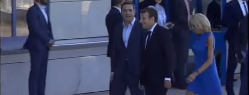 Ο αποχαιρετισμός Τσίπρα στο ζεύγος Μακρόν - Να ξαναέλθετε στην Ελλάδα (Video) - Media