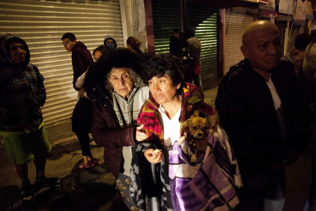 Μεξικό: Στους 96 οι νεκροί του σεισμού - Περίπου 2,5 εκατομμύρια άνθρωποι χρήζουν βοήθειας - Media