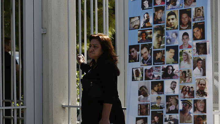 Μητέρες που έχασαν τα παιδιά τους σε τροχαία ζητούν γρήγορη και αυστηρή απονομή Δικαιοσύνης - Media