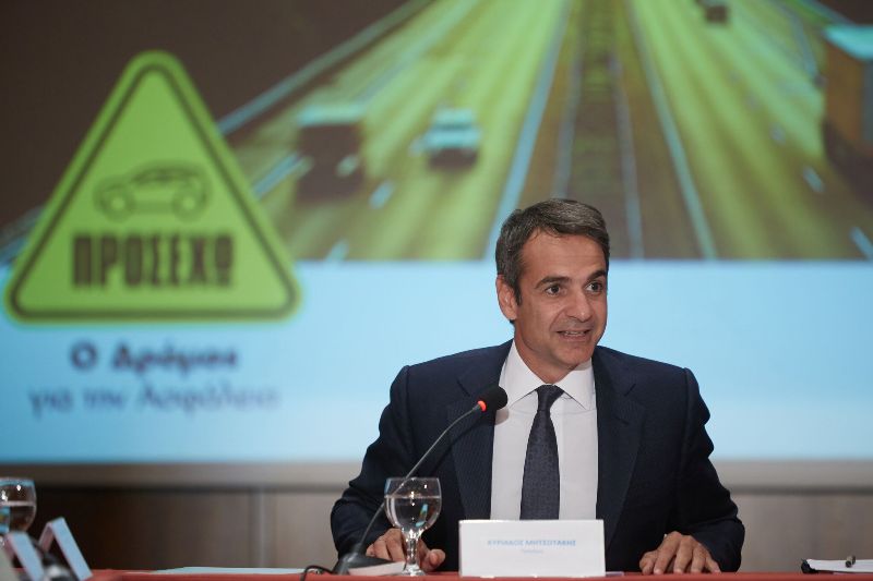 Στην Κρήτη ο Μητσοτάκης για τα τροχαία - Media