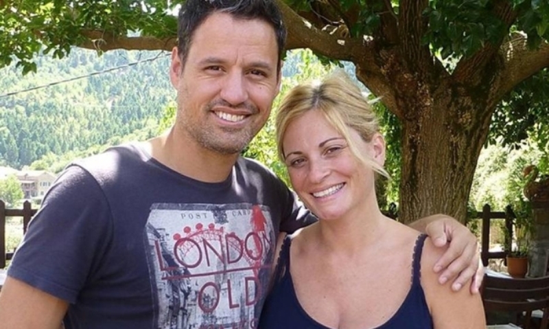 Γέννησε στο σπίτι η Θεοφανία Παπαθωμά  - Media