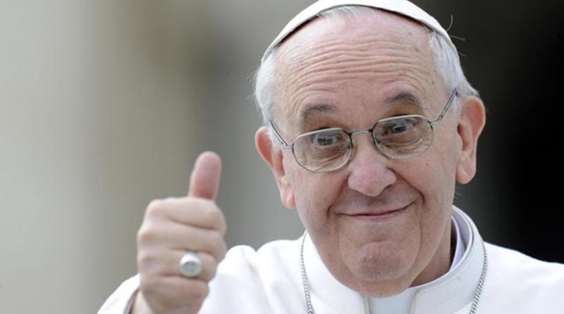 Κληρικοί κατηγορούν τον Πάπα ως αιρετικό - Media