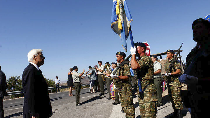 Παυλόπουλος: Νόμιμες οι αξιώσεις μας για κατοχικό δάνειο και γερμανικές αποζημιώσεις - Media