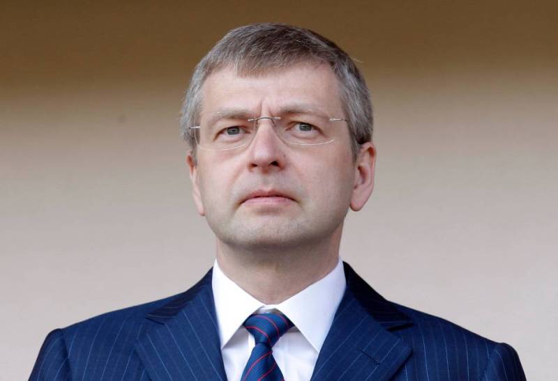 Ραγδαίες εξελίξεις: Προσήχθη και κρατείται ο Ριμπολόβλεφ για υποθέσεις διαφθοράς - Media