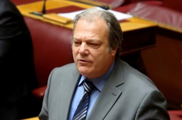 Κατσίκης: Να κάνουν χειρουργική επέμβαση όσοι θέλουν να αλλάξουν φύλο - Media