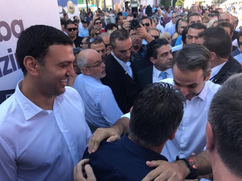 Τετ-α-τετ Μητσοτάκη- Ζαγοράκη στη ΔΕΘ - Η γκάφα του προέδρου της ΝΔ για τον ΠΑΟΚ (Video) - Media