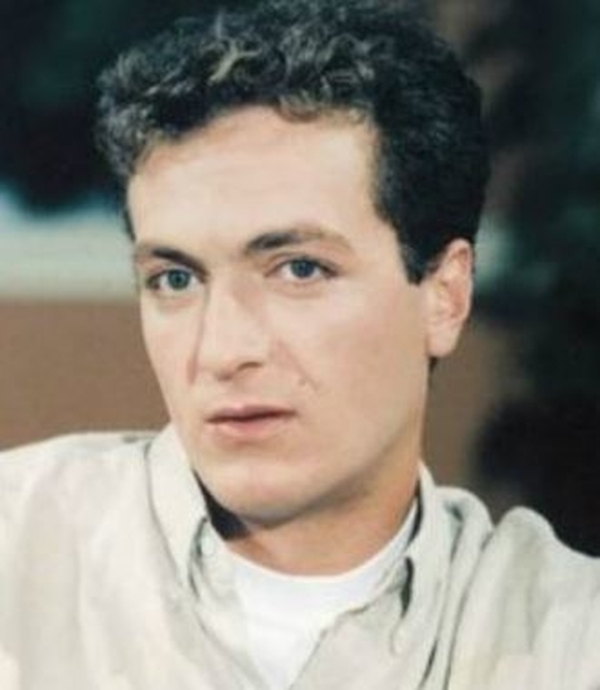 Πώς είναι και τι κάνει σήμερα ο «Τίμος Δράκος» από τη Λάμψη (Photos) - Media