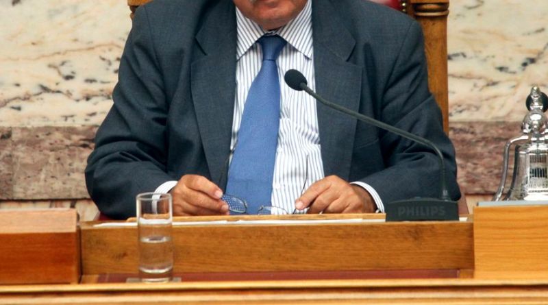 Βουλευτής της ΝΔ αποσύρεται, αλλά... θα είναι υποψήφιος ο γιος του - Media