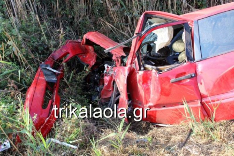 Τρίκαλα: Μετωπική σύγκρουση με έναν νεκρό και τέσσερις βαριά τραυματίες (Video - Photos) - Media