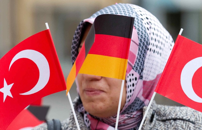 Όπου φύγει-φύγει: Ραγδαία αύξηση αιτημάτων ασύλου από Τούρκους στη Γερμανία - Media