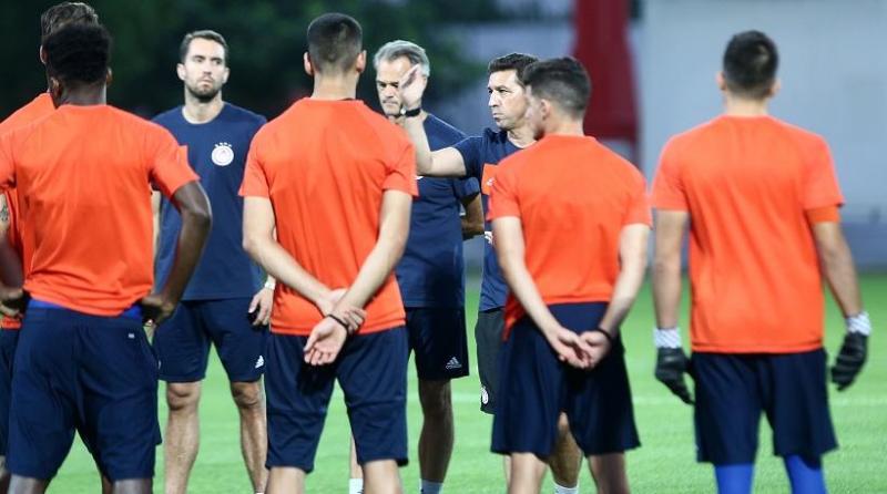 Κάτι ...ετοιμάζει ο Χάσι για να σώσει την καρέκλα του - Media