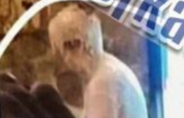 «Έλουσαν» εφοριακό με ζύμη κρέπας επειδή τους επέβαλε πρόστιμο (Photo) - Media