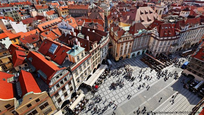 Τσεχία: 4,5 εκ. κατασχέσεις για χρέη από 400 ευρώ - Media