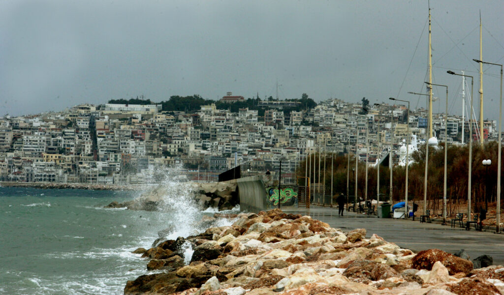 Επικίνδυνα καιρικά φαινόμενα: Έρχονται χιόνια, καταιγίδες και κρύο (Χάρτες) - Media