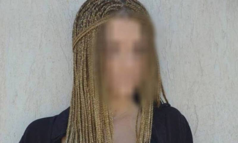 Μαρκόπουλο: Το τελευταίο «αντίο» σε μάνα και κόρη – Τραγική φιγούρα ο πατέρας (Photos) - Media