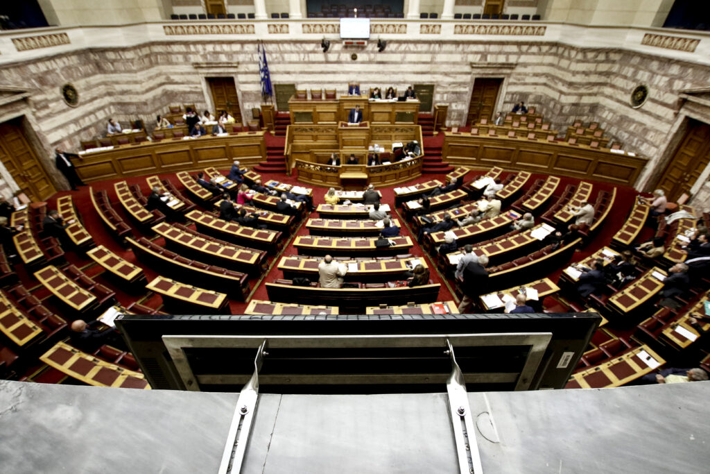 Ανοίγει το θέμα της ευθανασίας η κυβέρνηση - Ενόψει νέου Ποινικού Κώδικα - Media