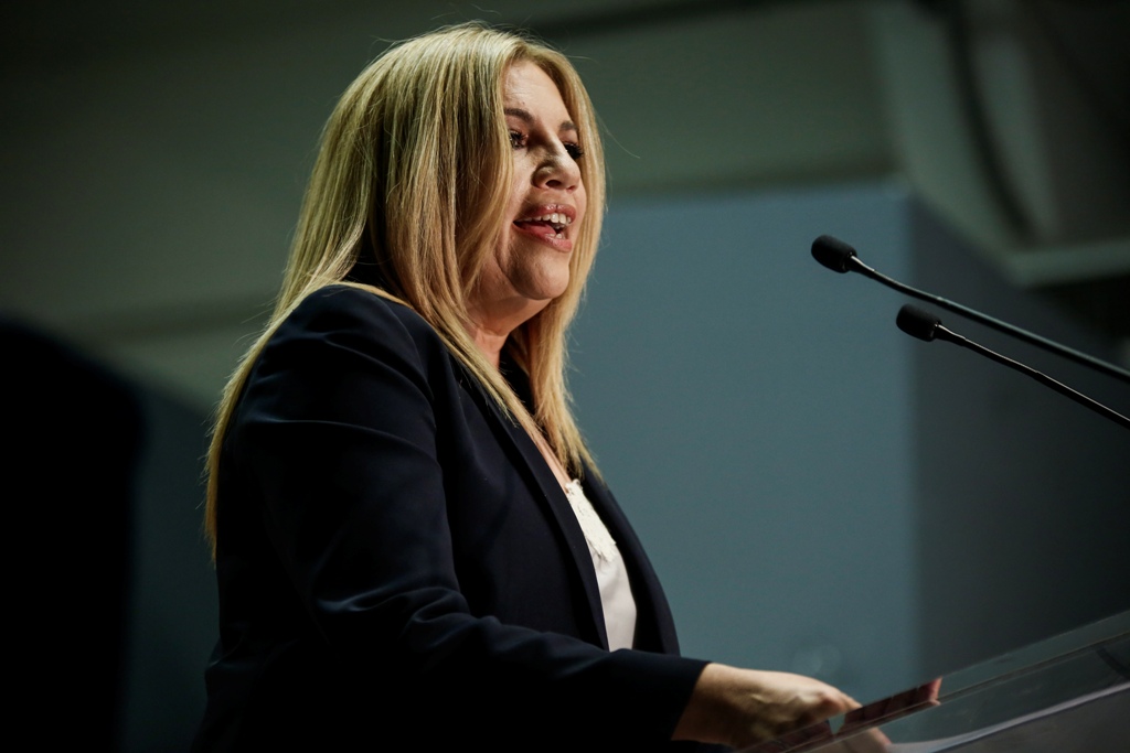 Γεννηματά: Η κυβέρνηση έχει δώσει ενέχυρο τον εθνικό πλούτο για 99 χρόνια - Media