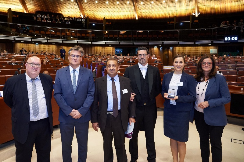 Ευρωπαϊκή βράβευση του δήμου Βόλου για την προσπάθεια κοινωνικής ένταξης των παιδιών Ρομά    - Media