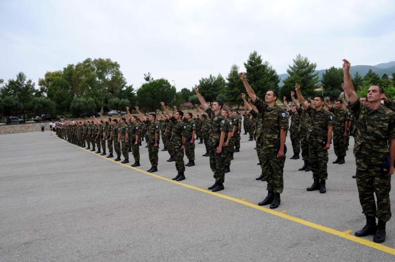 Εξαγορά θητείας από τα 33 χρόνια και μεγαλύτερη αναβολή για τους διακριθέντες επιστήμονες του εσωτερικού, προανήγγειλε ο Βίτσας - Media