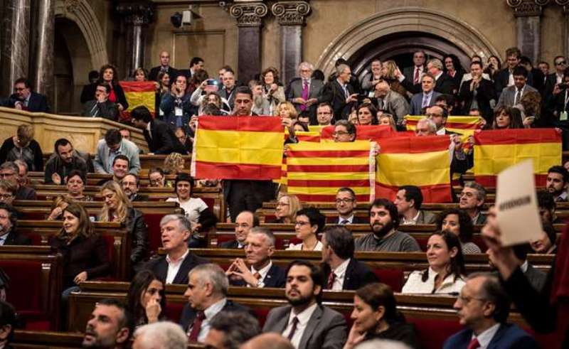 Δημοσκόπηση: Χωρίς κοινοβουλευτική πλειοψηφία τα καταλανικά κόμματα της ανεξαρτησίας - Media