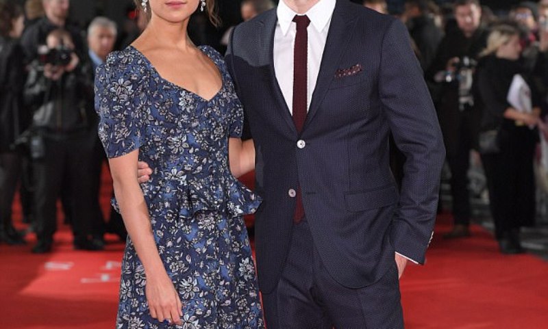 Έρχεται ο «γάμος της χρονιάς» στη σόουμπιζ (Photos) - Media