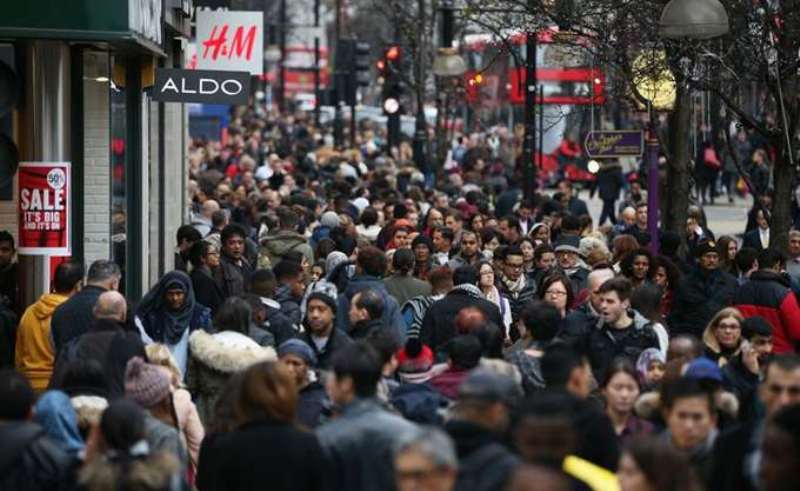 Συνελήφθη άνδρας με μαχαίρι στην Oxford Street  - Media