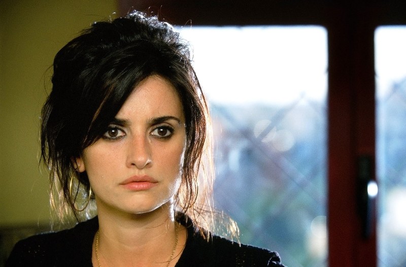 Έξαλλη με τους δημοσιογράφους η Πενέλοπε Κρουθ - Δείτε τι την εξόργισε - Media