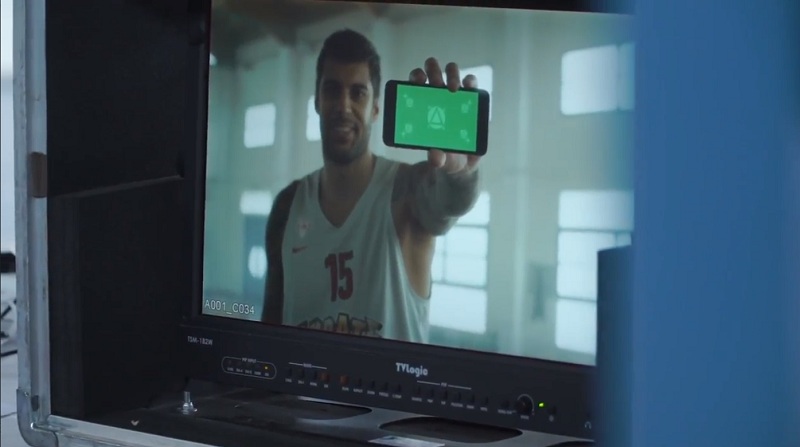 Δείτε τα φορέματα που φόρεσαν οι πριγκίπισσες στο γάμο τους, από το 1973 μέχρι σήμερα (Photos)  - Media