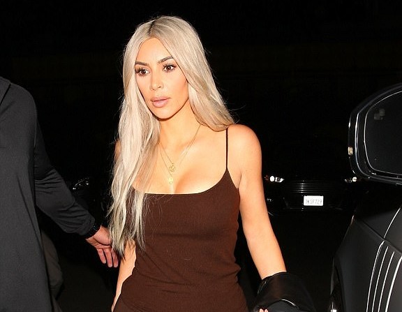 Εισβολέας στο σπίτι της Κιμ Καρντάσιαν –Τον «συνέλαβαν» οι κάμερες (Photo) - Media