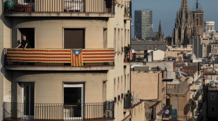 Βαρκελώνη: Η διχασμένη, ανήσυχη, πρωτεύουσα της Καταλονίας  - Media