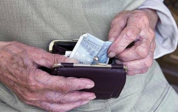 Σύνταξη από τη Γερμανία παίρνουν 100.000 άτομα στην Ελλάδα - Media