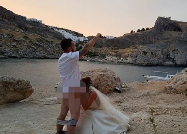 Στην αντεπίθεση το νιόπαντρο ζευγάρι που σόκαρε στη Ρόδο: Οι Έλληνες είναι υπερβολικοί  - Media