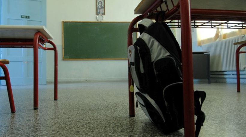 Νεότερη απόφαση Πατούλη ανοίγει τα σχολεία στην Αττική μετά τις 10πμ  - Media