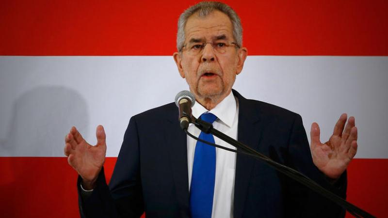 Βαν ντερ Μπέλεν: «Πολλά είναι πιθανά» στις αυστριακές εκλογές - Στις 18:00 (ώρα Ελλάδας) τα exit poll - Media