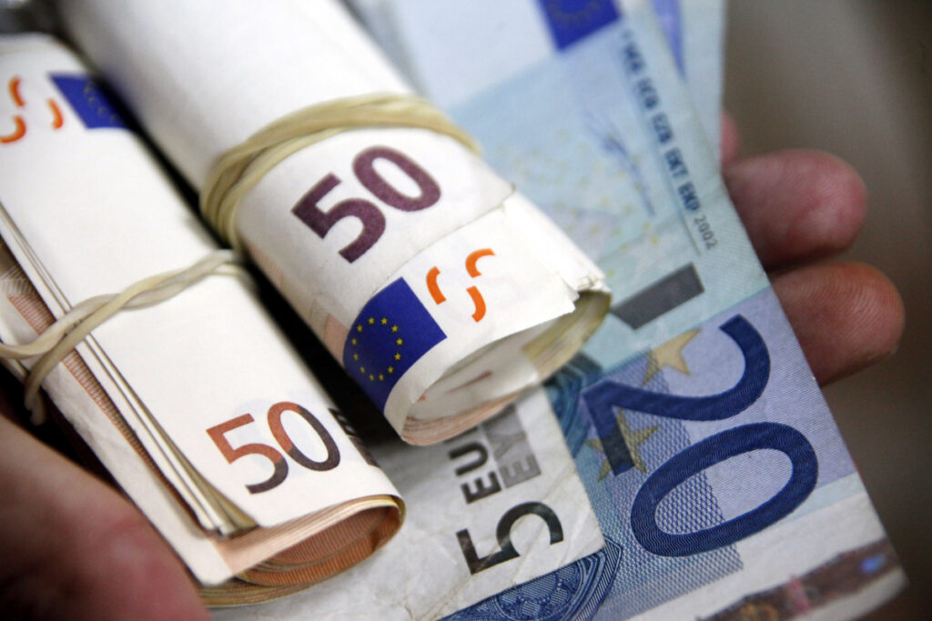 Εργαζόμενοι σε δήμους θα πάρουν ως 4.000 ευρώ αναδρομικά και αφορολόγητα - Media