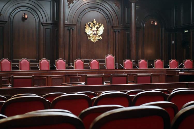Έξι Τσετσένοι έκοψαν τις φλέβες τους μέσα σε ρωσικό δικαστήριο (Photo) - Media