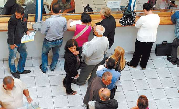 Ποιοι και γιατί κινδυνεύουν να χάσουν τις ρυθμίσεις στην Εφορία - Σφίγγουν τα λουριά από 1η Ιανουαρίου - Media