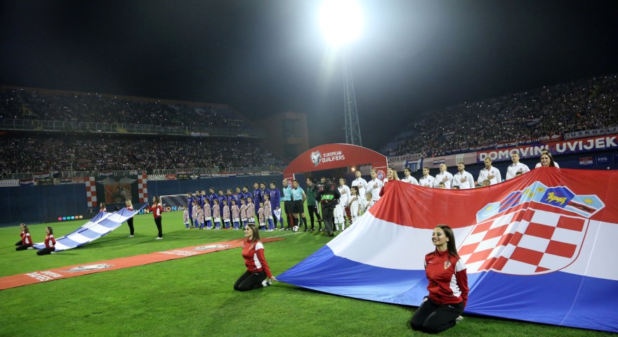 Μπέρδεψαν τους τερματοφύλακες και χειροκρότησαν αυτούς της Κροατίας στο Καραϊσκάκη! - Media