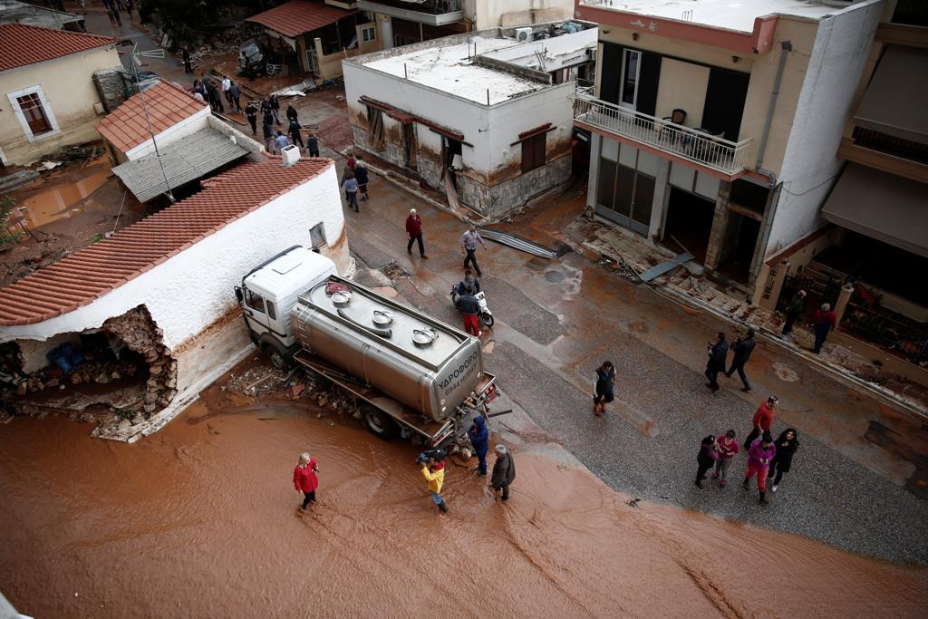 Σε κατάσταση έκτακτης ανάγκης Μάνδρα, Νέα Περάμος και Μαγούλα (Photos-Videos) - Media