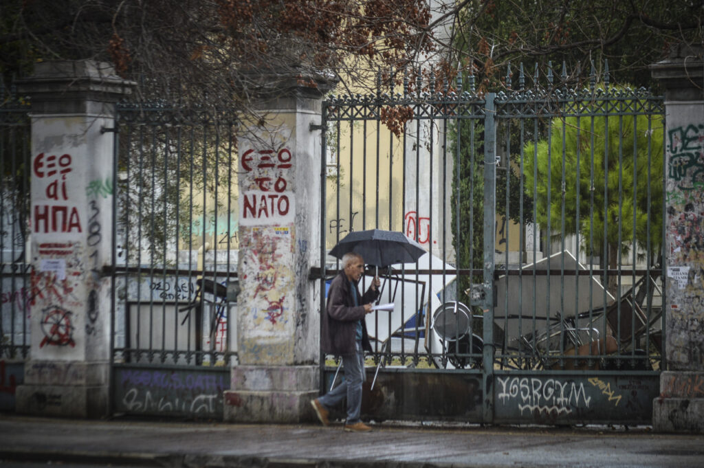 Υπό κατάληψη το Πολυτεχνείο - Αντιμετώπιση του ζητήματος με «πολιτικούς όρους» ζητά η Επιτροπή Εορτασμού - Media