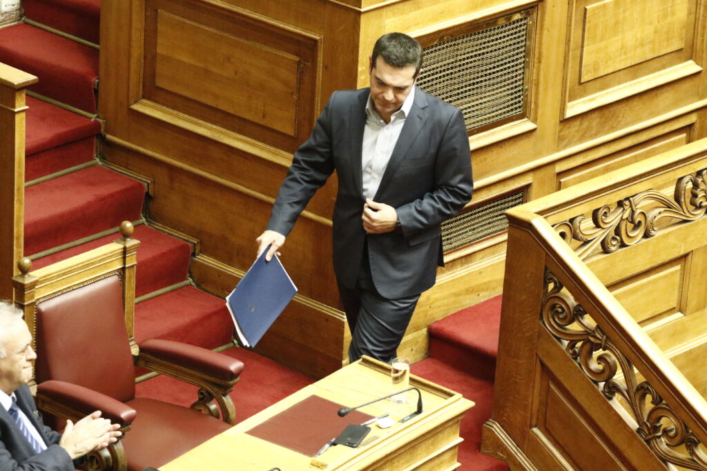 Αναβολή της συζήτησης για Καμμένο ζητά ο Τσίπρας - Θέλει να παραστεί - Media