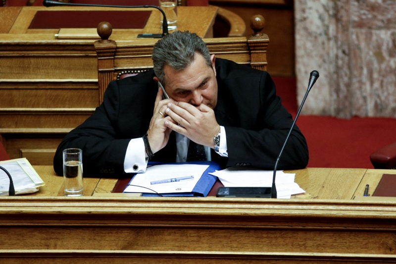 Τι απαντά ο Πατεράκης στον Καμμένο (PDF) - Media