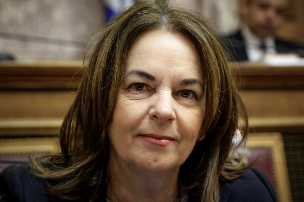 Παπανάτσιου: Η αύξηση της χρήσης πλαστικού χρήματος έφερε δύο δισ. ευρώ επιπλέον - Media