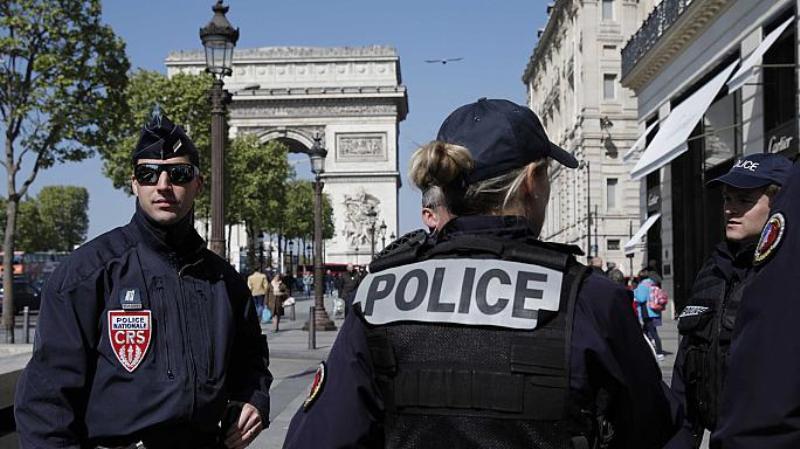 Ζωντανός ο φόβος της «εσωτερικής» απειλής στη Γαλλία δυο χρόνια μετά τις επιθέσεις τζιχαντιστών - Media