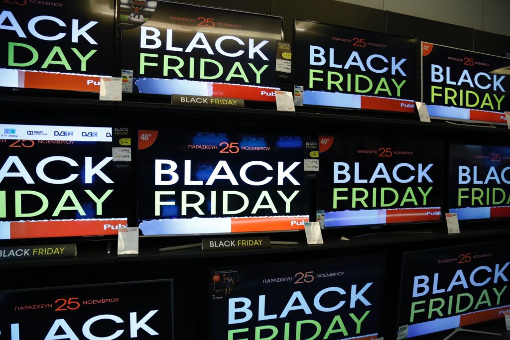 Black Friday-Lockdown: Τι αλλάζει στον προγραμματισμό των αλυσίδων - Πώς θα γίνονται αγορές - Media