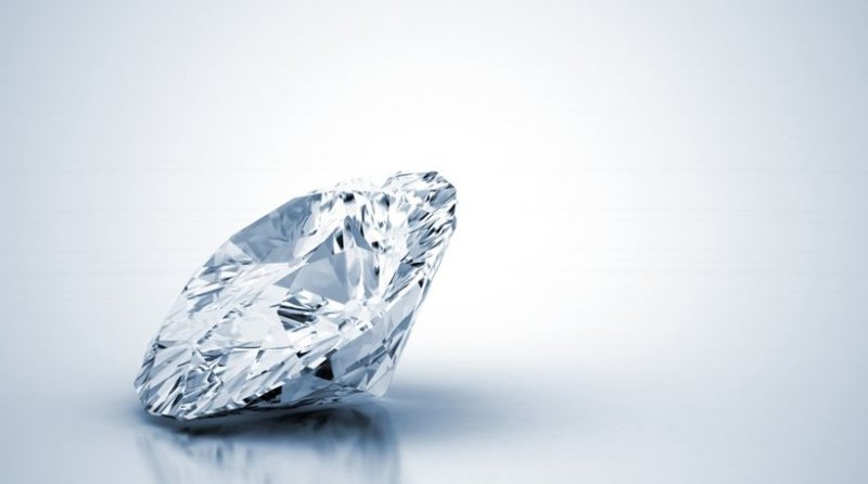 Συγκλονιστική ιστορία: Ο Έλληνας που εκτίμησε το «ματωμένο» διαμάντι των 6,5 εκατ. στην Σιέρα Λεόνε - Media