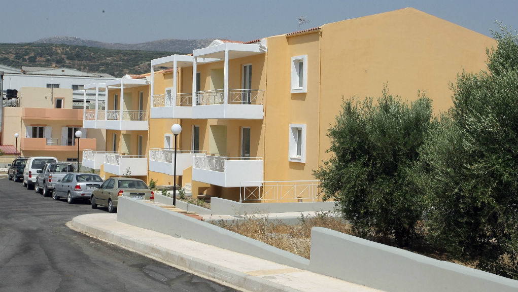 &Omicron; &Omicron;&Alpha;&Epsilon;&Delta; &kappa;&lambda;&eta;&rho;ώ&nu;&epsilon;&iota; 9 &kappa;&epsilon;&nu;έ&sigmaf; &epsilon;&rho;&gamma;&alpha;&tau;&iota;&kappa;έ&sigmaf; &kappa;&alpha;&tau;&omicron;&iota;&kappa;ί&epsilon;&sigmaf; - &Pi;&omicron;&iota;&omicron;&iota; &epsilon;ί&nu;&alpha;&iota; &omicron;&iota; &delta;&iota;&kappa;&alpha;&iota;&omicron;ύ&chi;&omicron;&iota; - Media