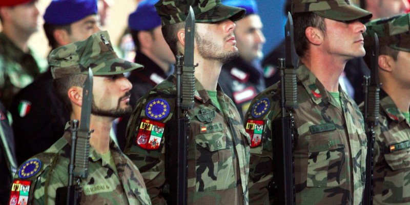Η Ε.Ε. αποκτά το «στρατό» της - 25 χώρες-μέλη ανακοίνωσαν στρατιωτική συνεργασία - Media
