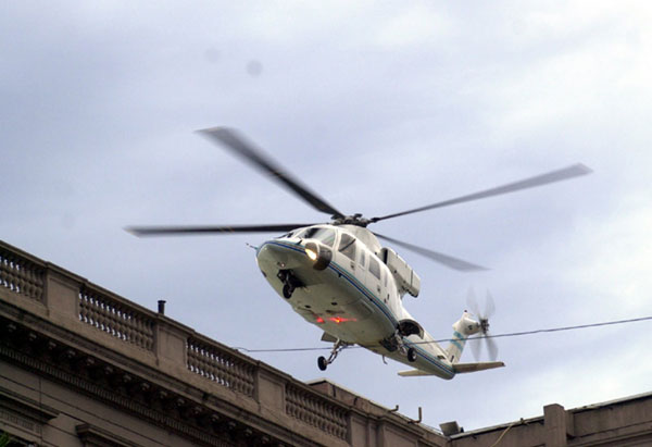 Αργεντινή: Έκτακτη προσγείωση ελικοπτέρου στο οποίο επέβαινε ο πρόεδρος Μαουρίτσιο Μάκρι - Media